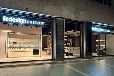 Fedesign Custom “Kitchen Studio” - Le vetrine Fedesign Custom “Kitchen Studio” - Le vetrine